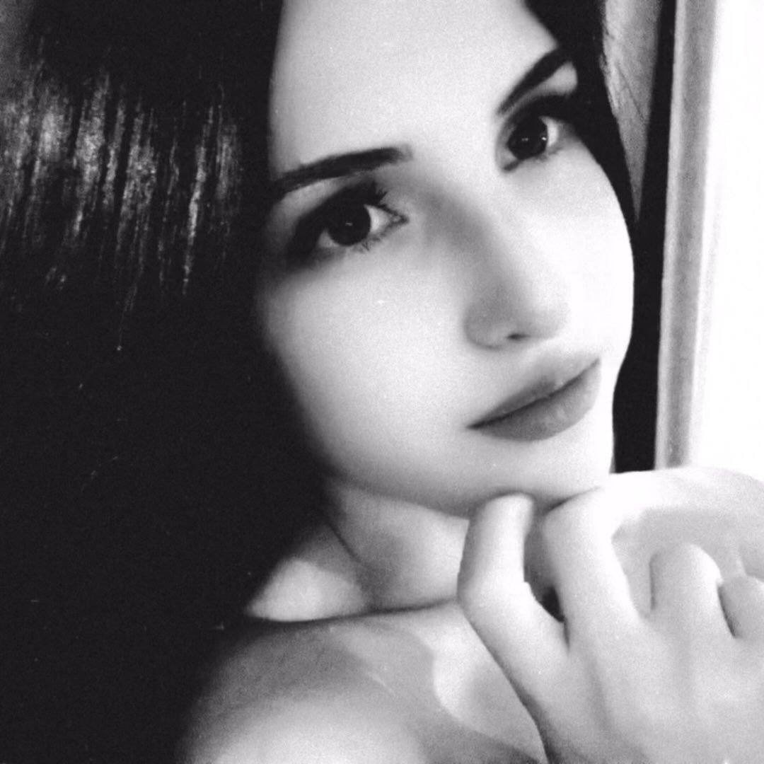 Instagram Profilbild von khaatiee