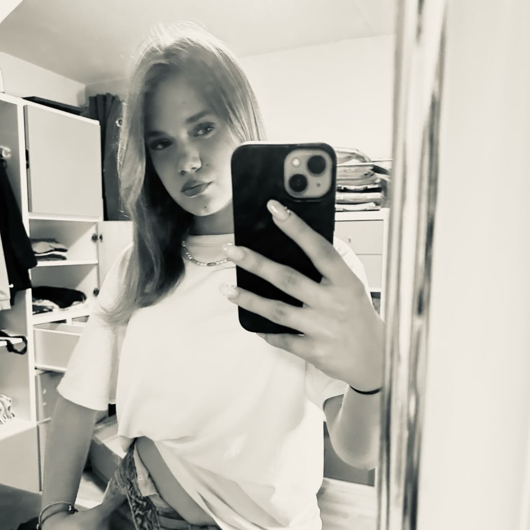 Instagram Profilbild von x_.xashenax._x