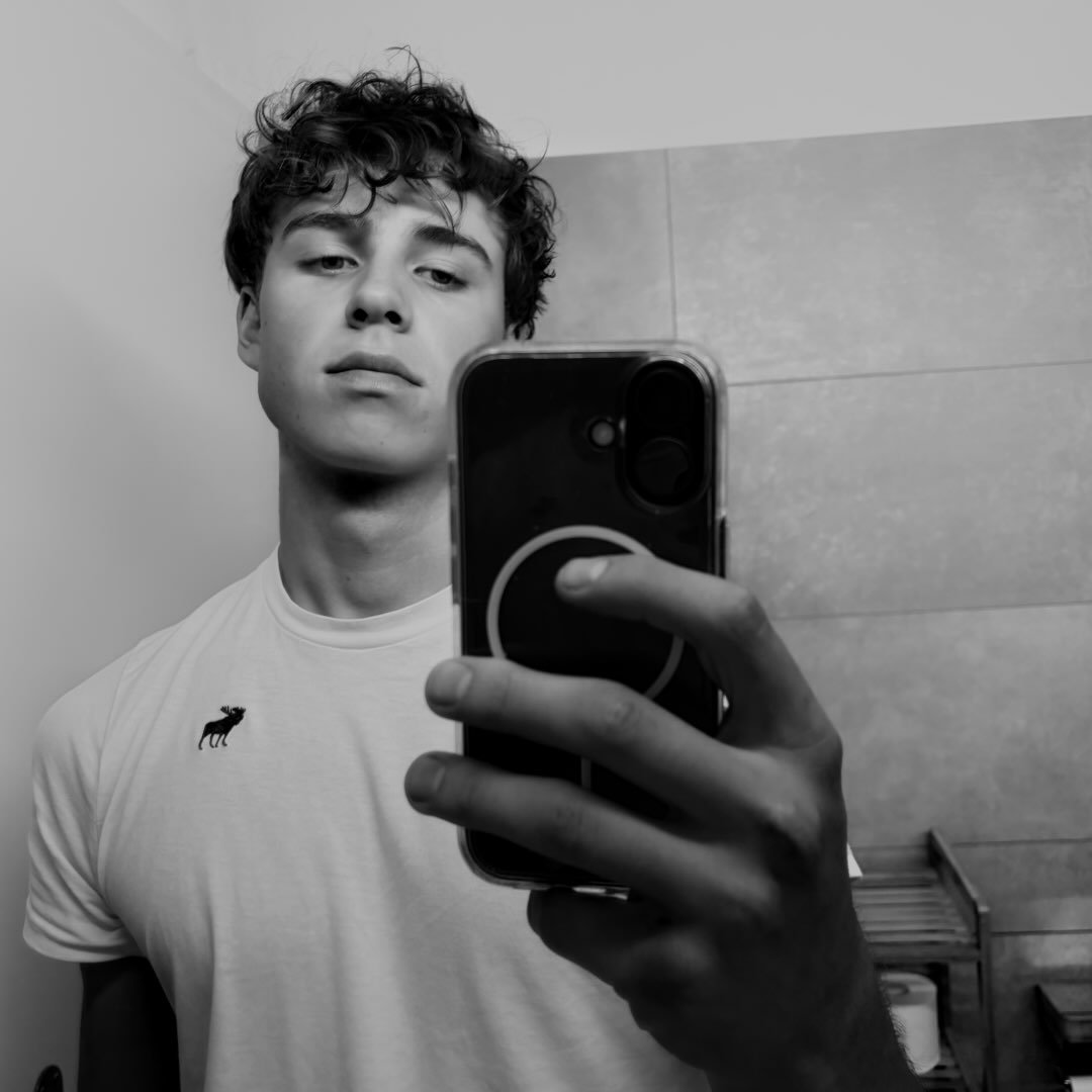 Instagram Profilbild von liv_i_o_007