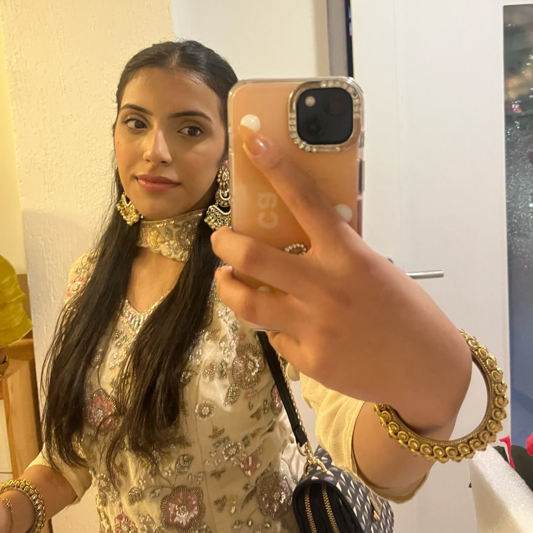 Instagram Profilbild von gurleen.kxur._