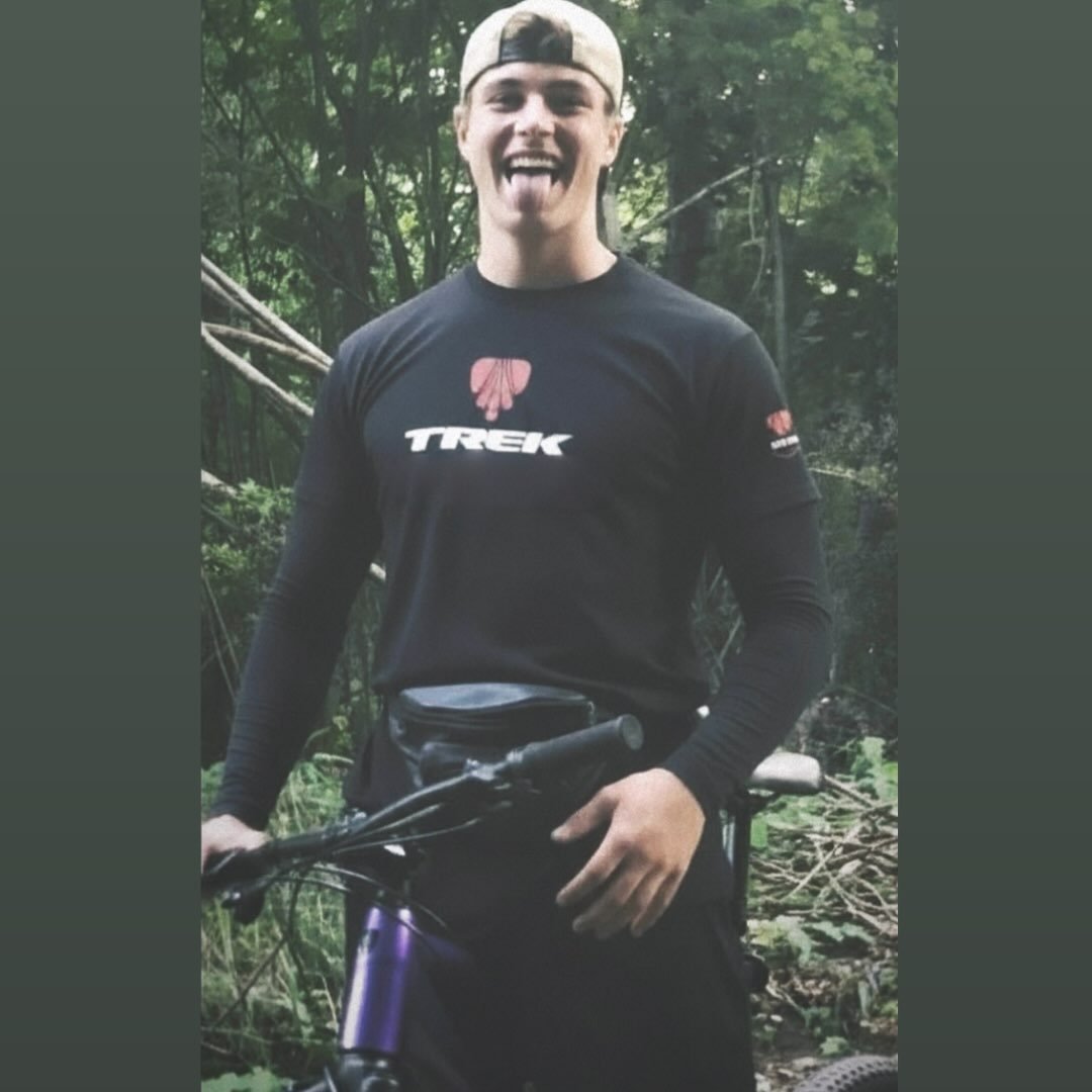 Instagram Profilbild von jonass330