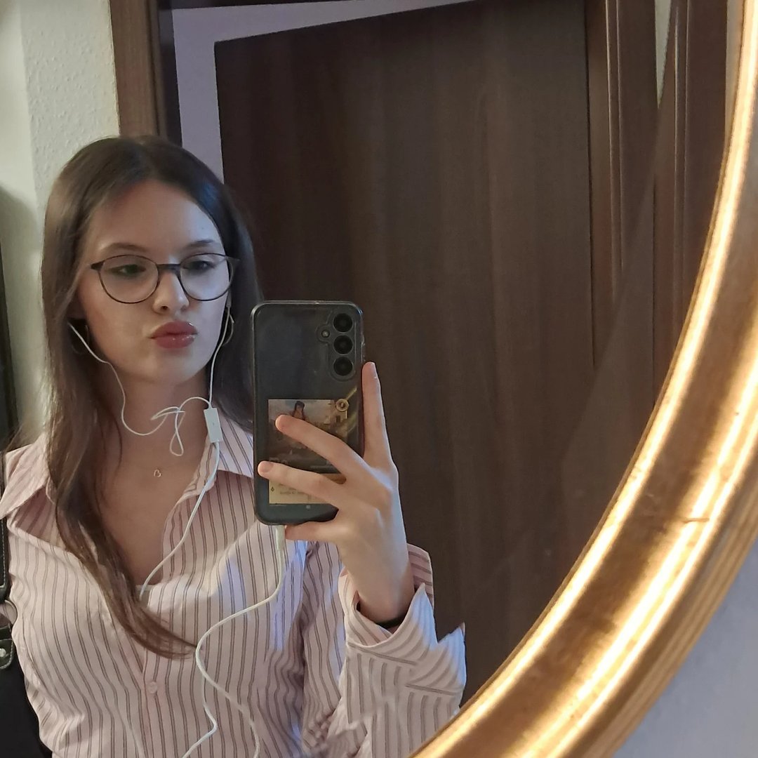 Instagram Profilbild von aka.helen