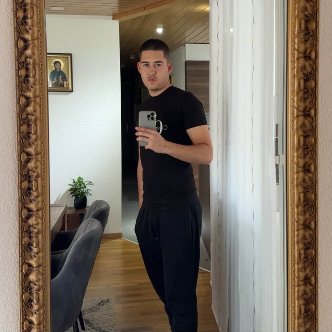 Instagram Profilbild von aleks_tdrv08