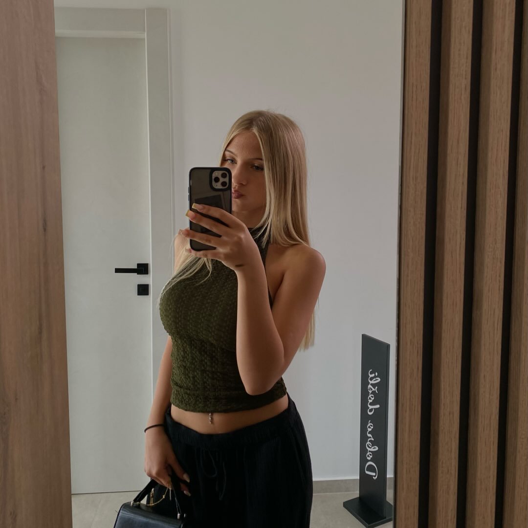 Instagram Profilbild von micchh.ellee