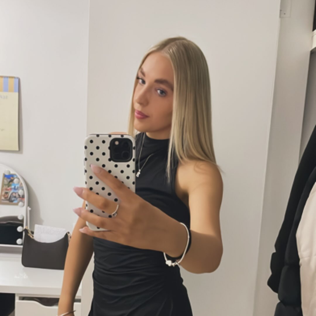 Instagram Profilbild von bella_thomp157