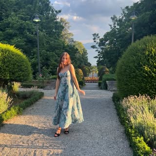 Instagram Profilbild von lookslikelaraa
