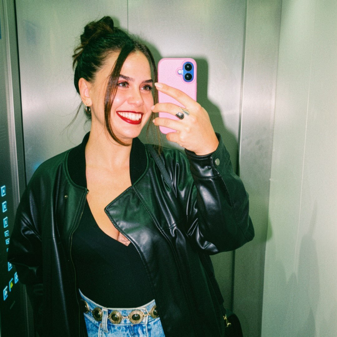 Instagram Profilbild von esra.ygnl