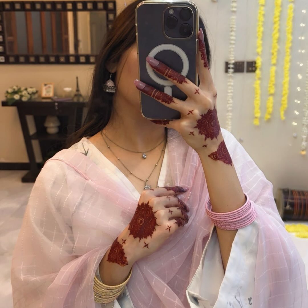 Instagram Profilbild von manahil.o_o