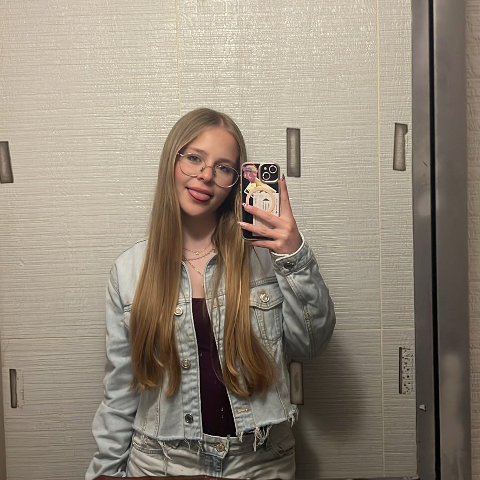 Instagram Profilbild von myrsinipit