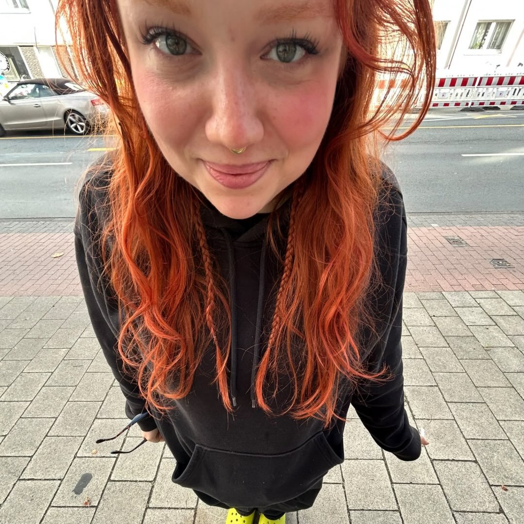 Instagram Profilbild von ellahrhlz
