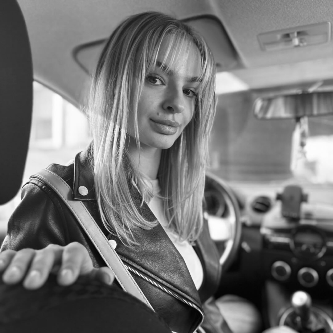 Instagram Profilbild von _v_ika4ka