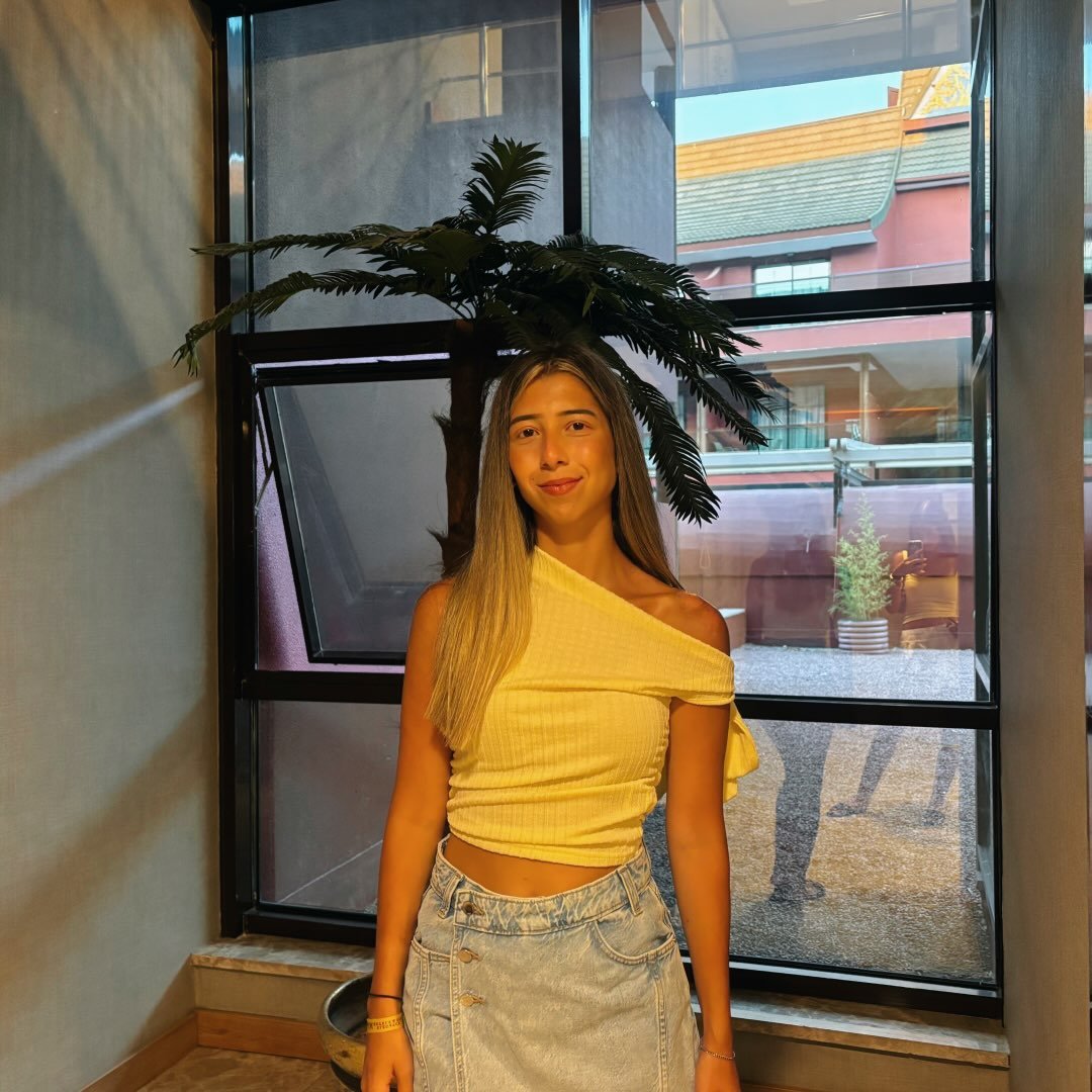 Instagram Profilbild von defne.t02