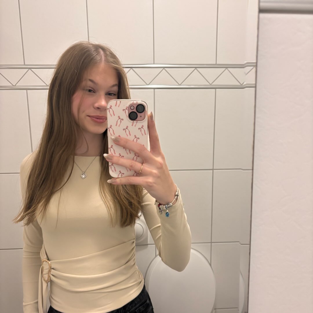 Instagram Profilbild von elisa_prvt755