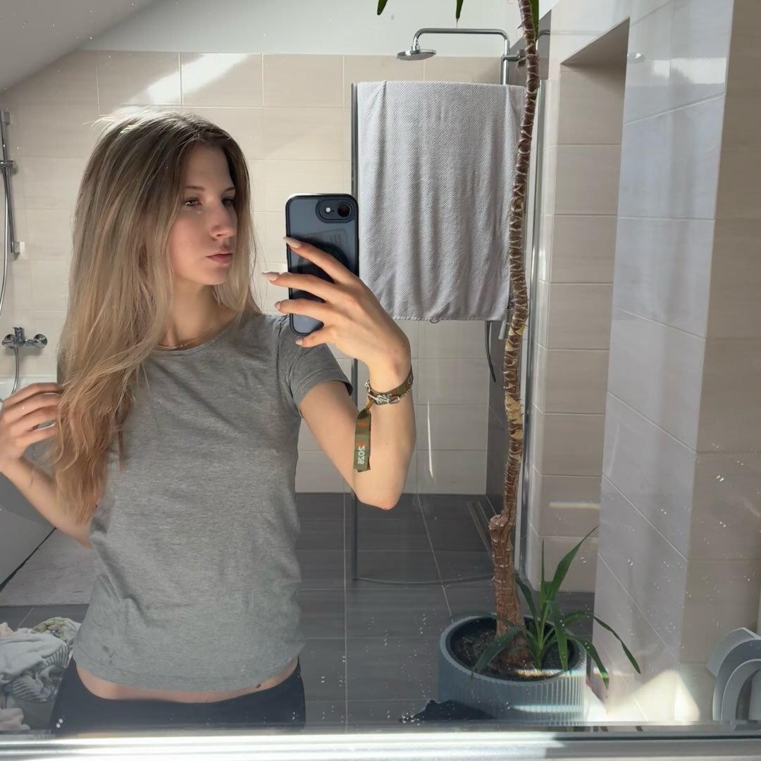 Instagram Profilbild von 7ucyl3in