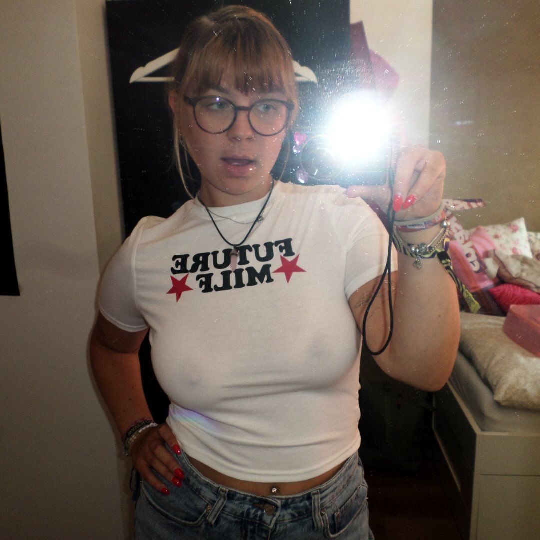 Instagram Profilbild von larissa.brlk