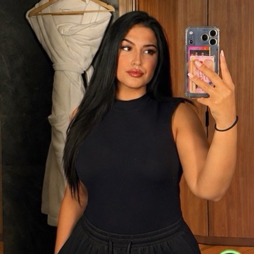 Instagram Profilbild von chirineouahabi