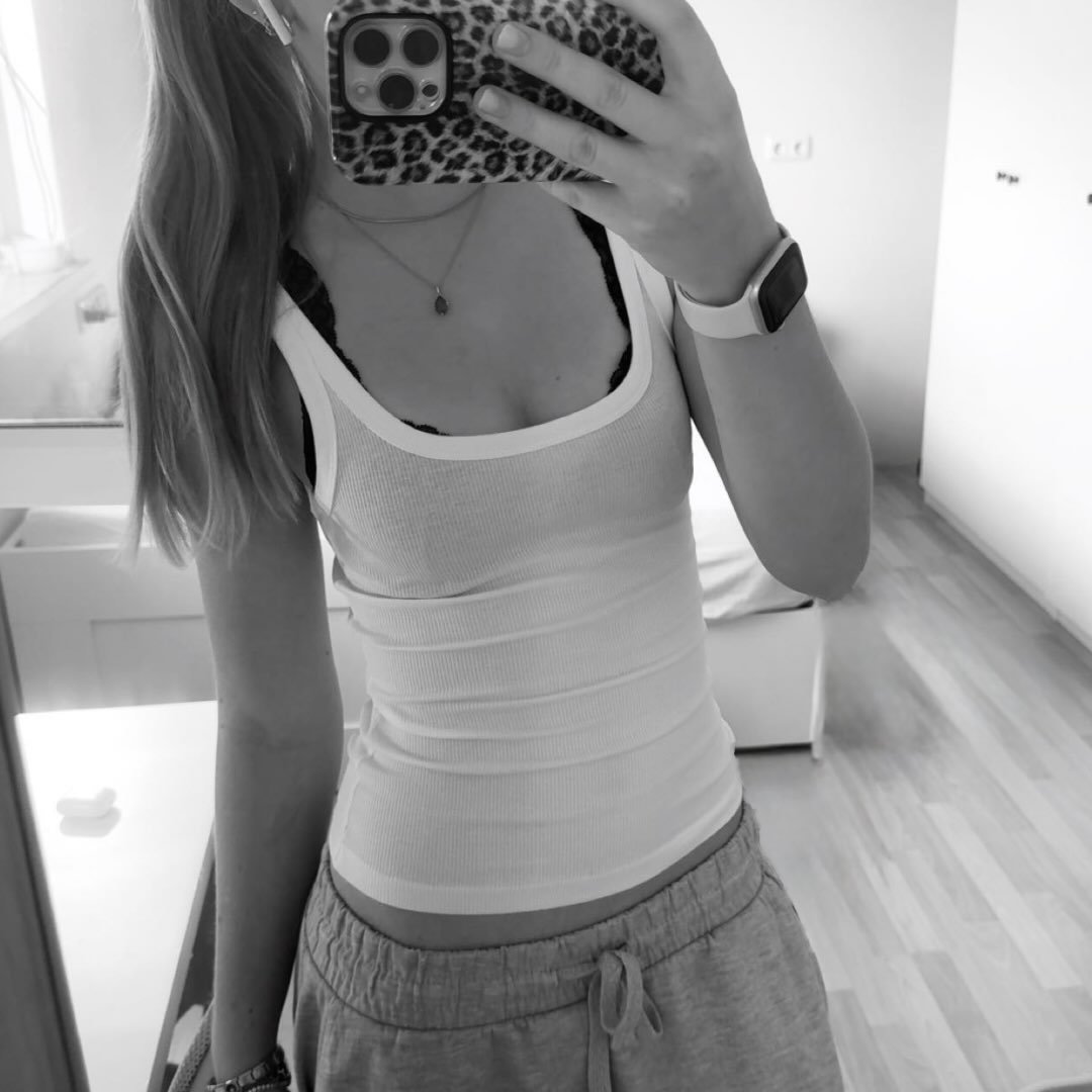 Instagram Profilbild von nadine_.klm