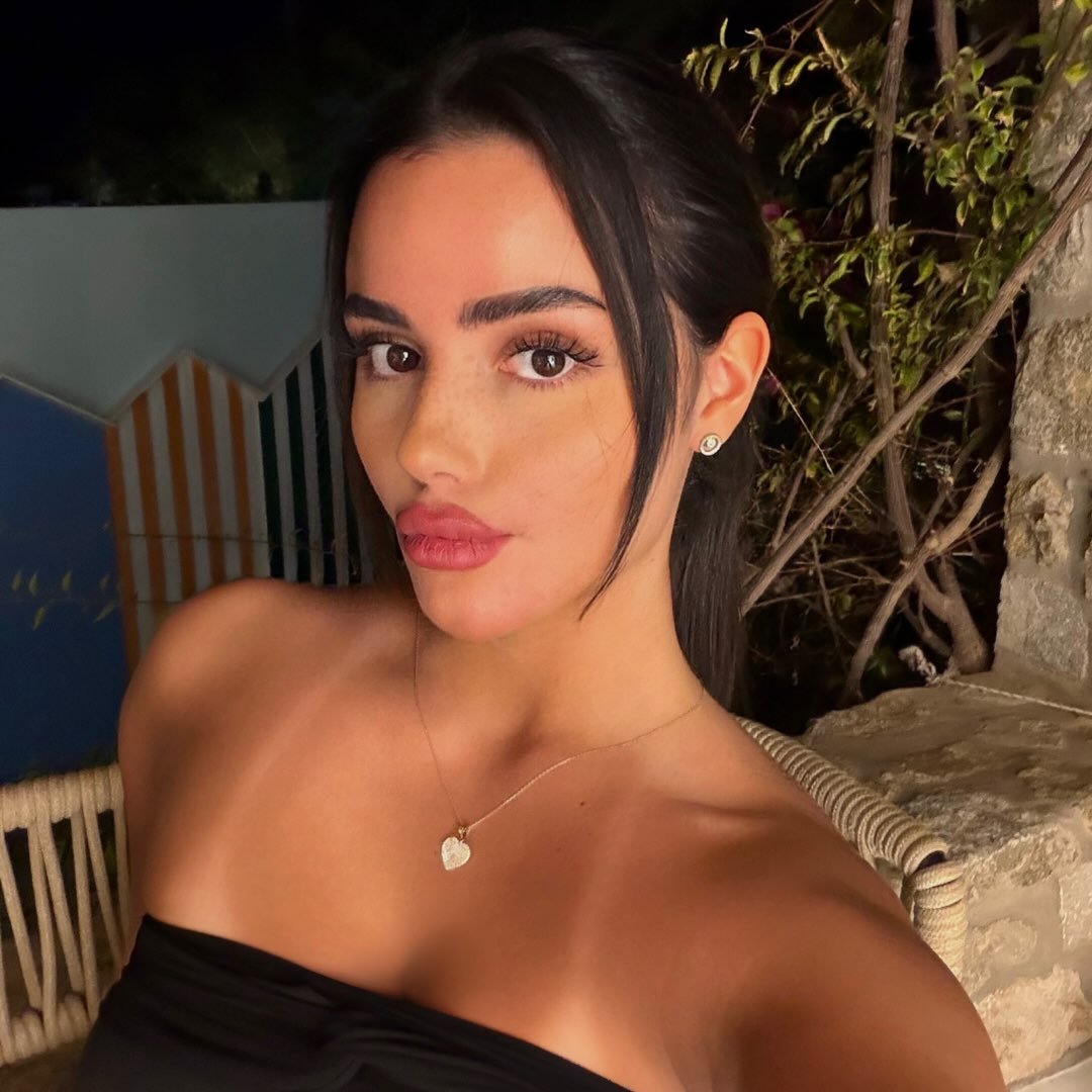 Instagram Profilbild von sarinaaslh