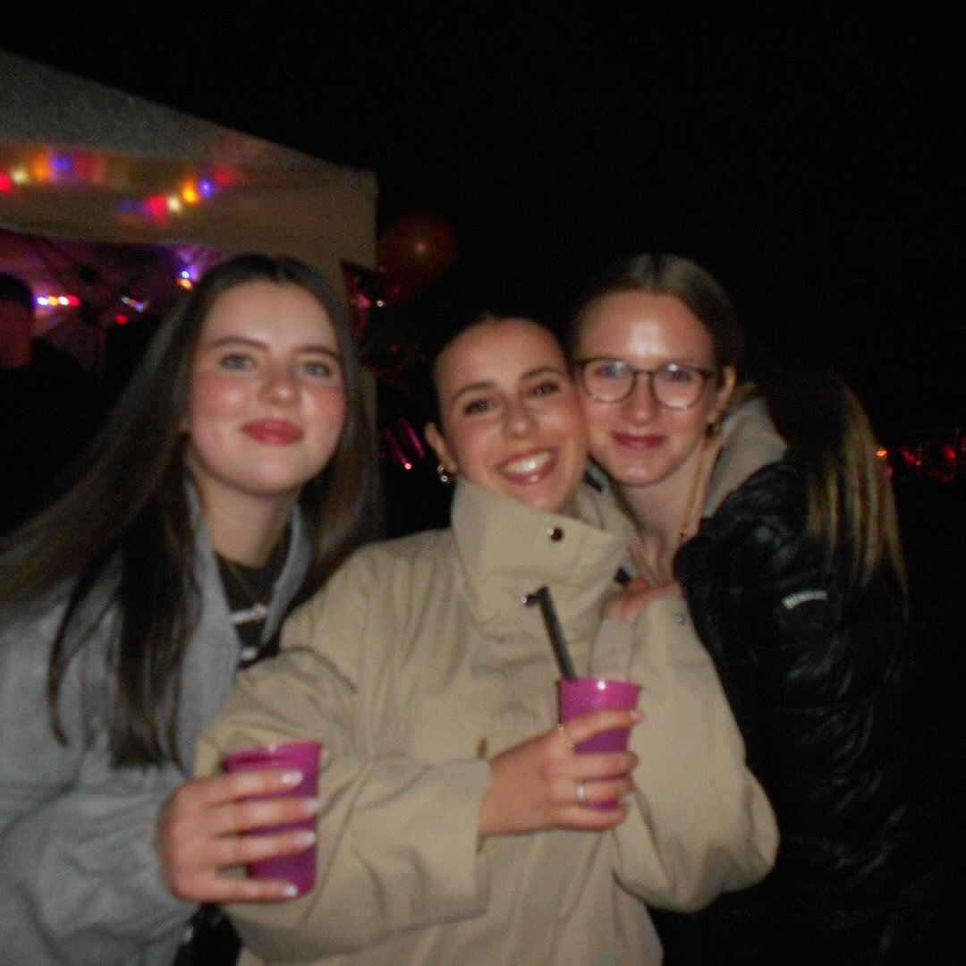 Instagram Profilbild von leonieemilia_.privat