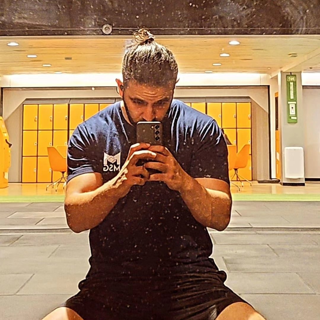 Instagram Profilbild von f_degirmenci024