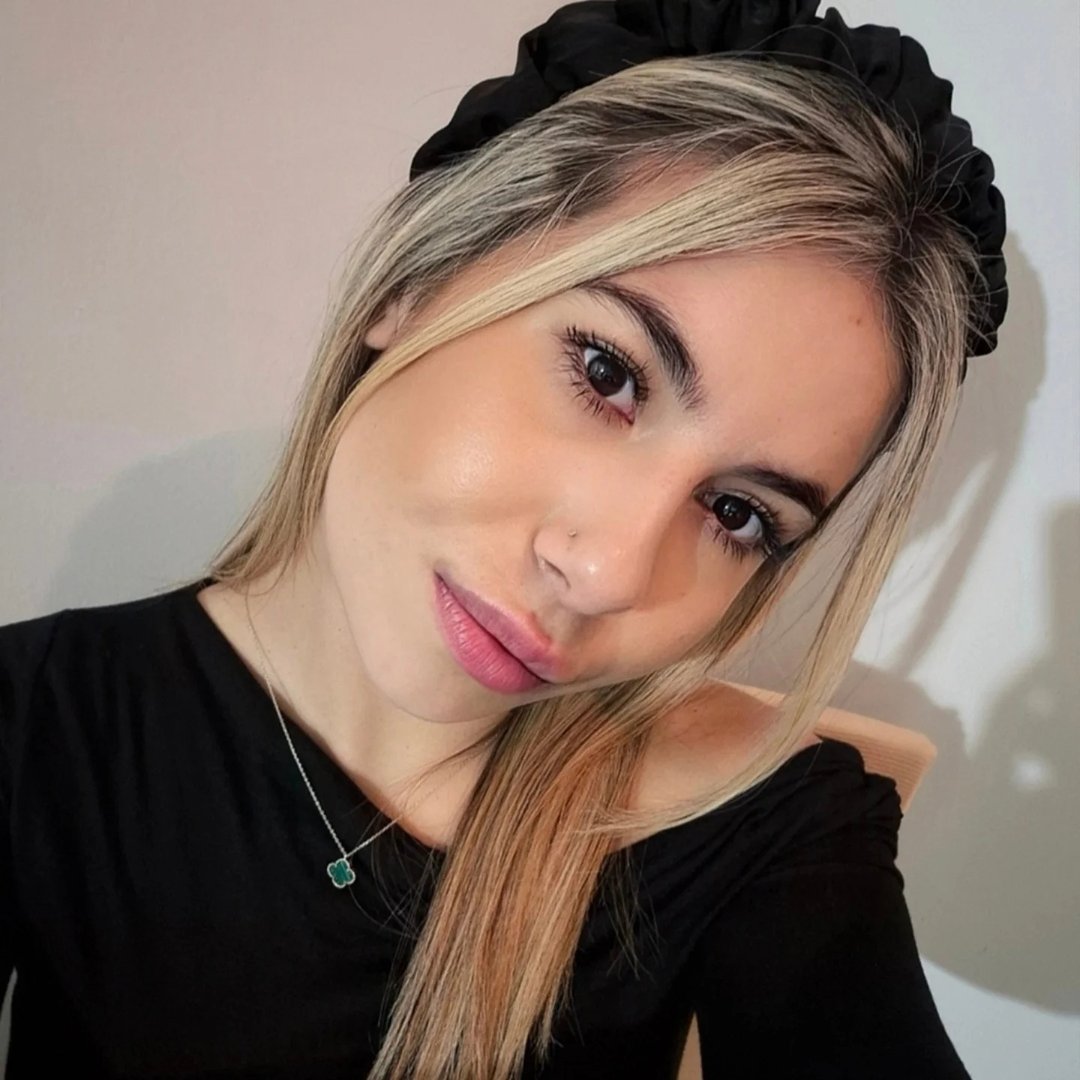 Instagram Profilbild von dinakorina