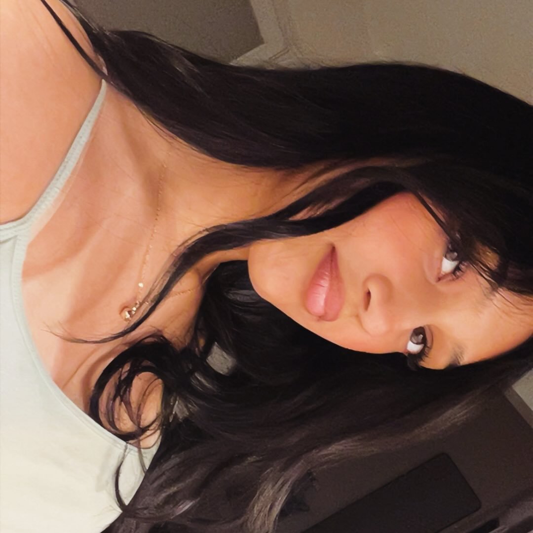 Instagram Profilbild von _.r0yaa