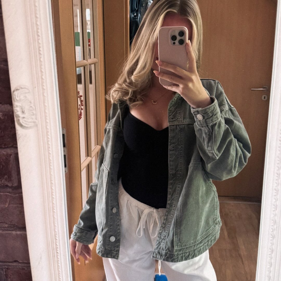 Instagram Profilbild von _mayaszl