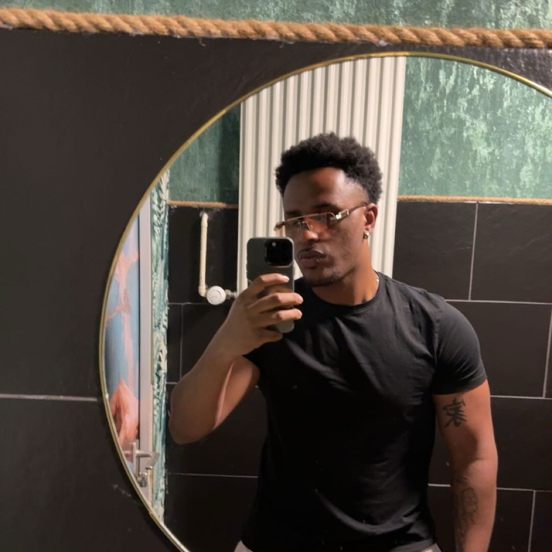 Instagram Profilbild von _.aggelosch