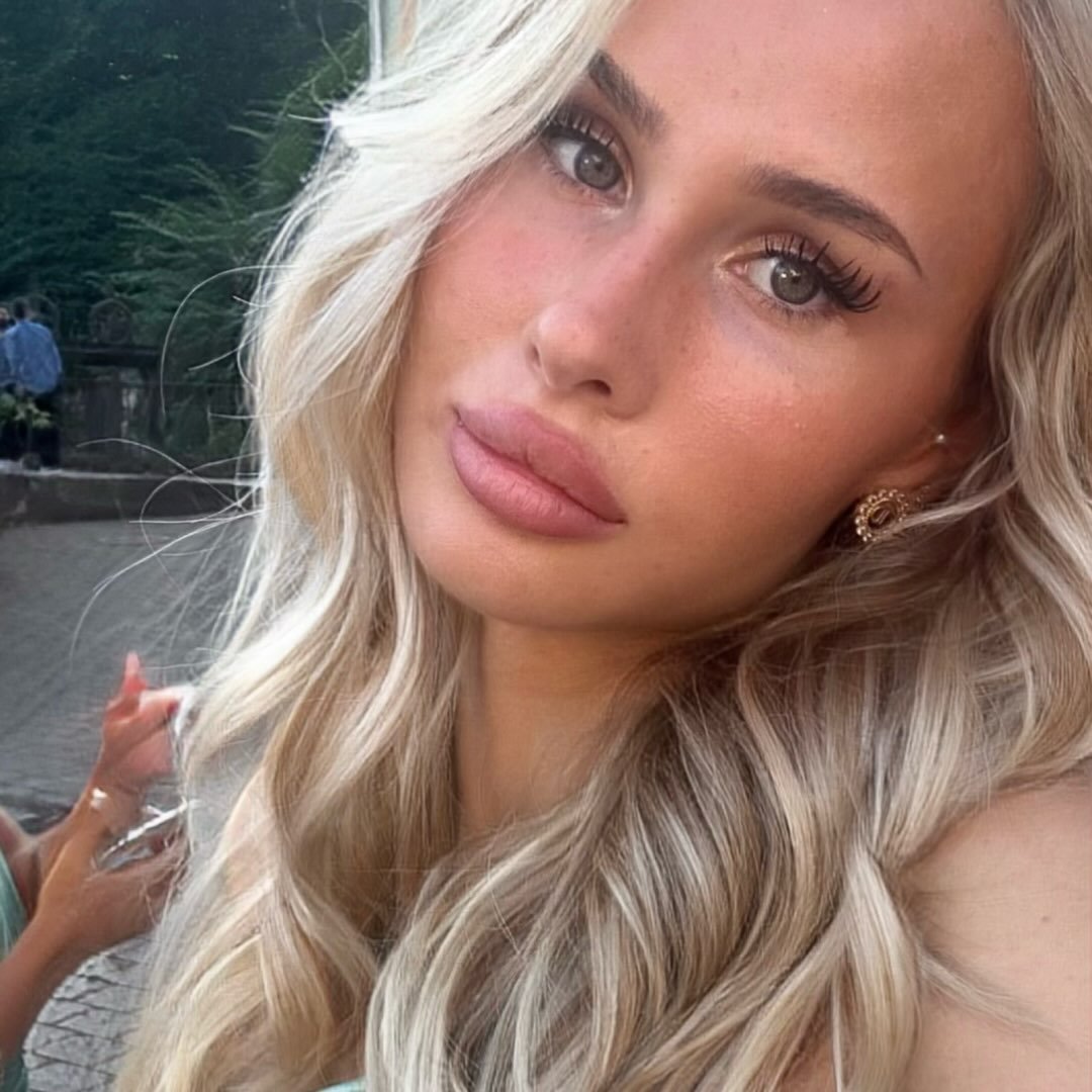 Instagram Profilbild von ce1inast