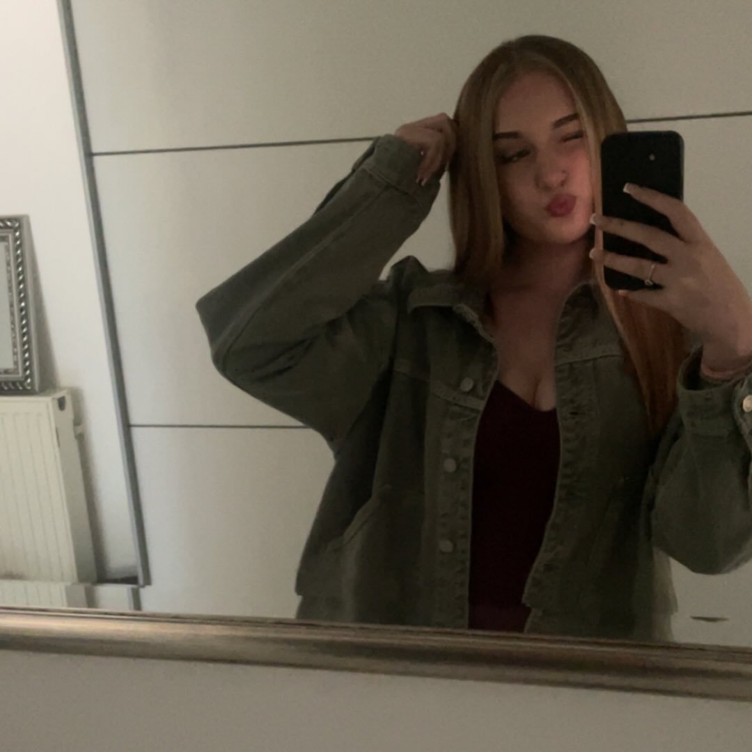 Instagram Profilbild von laraganzprivatjajaballerlosqdh