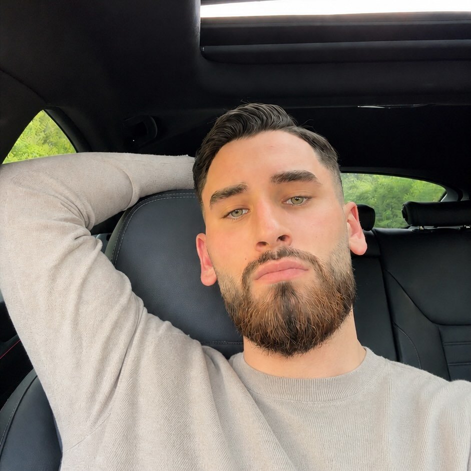 Instagram Profilbild von _omturk_