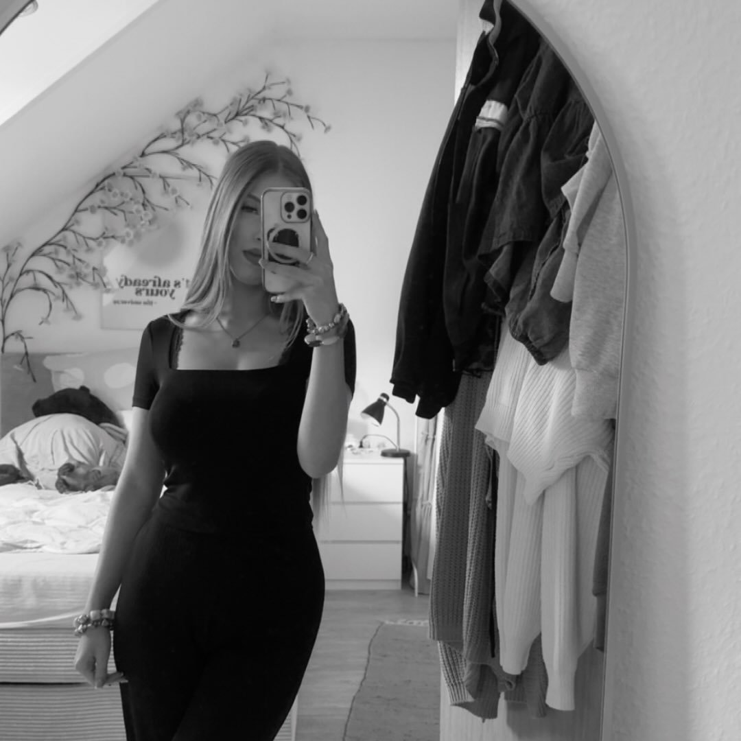 Instagram Profilbild von xmiv.helle