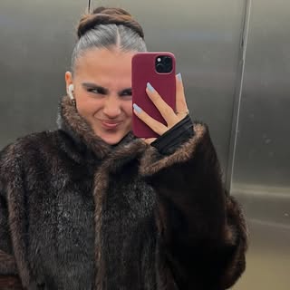 Instagram Profilbild von lenakhazami
