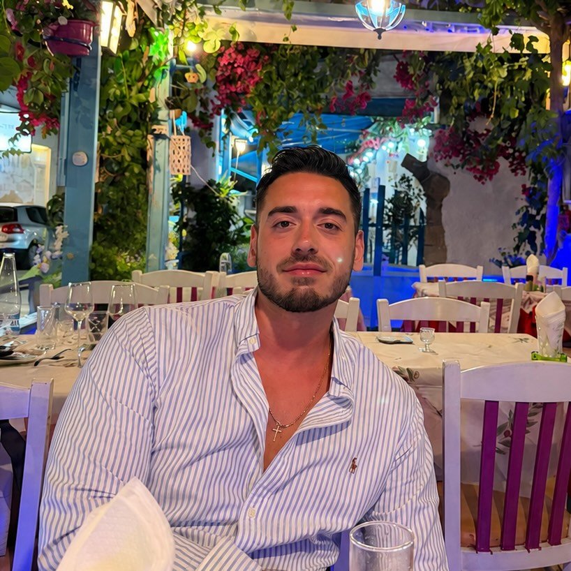 Instagram Profilbild von emilpetrovv