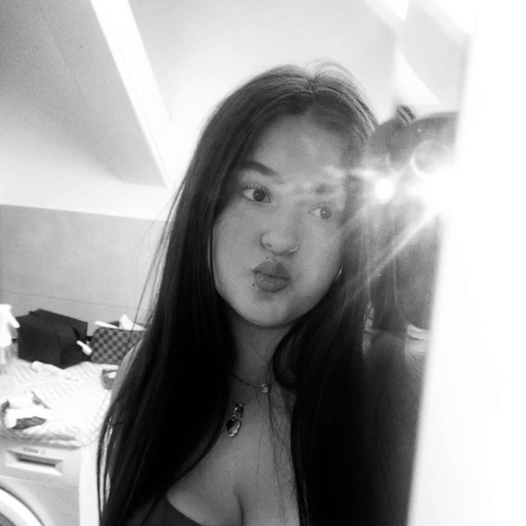 Instagram Profilbild von alenaa.2506