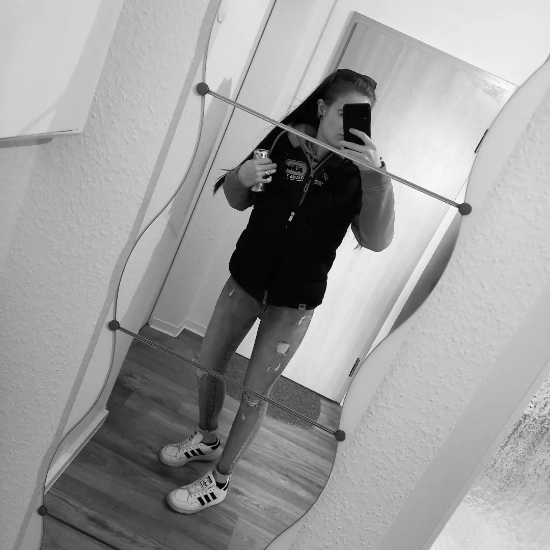 Instagram Profilbild von melanie_x041
