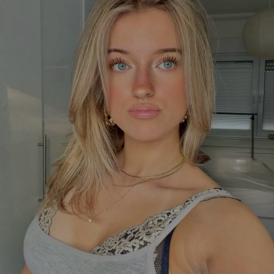 Instagram Profilbild von noemi_kmpl