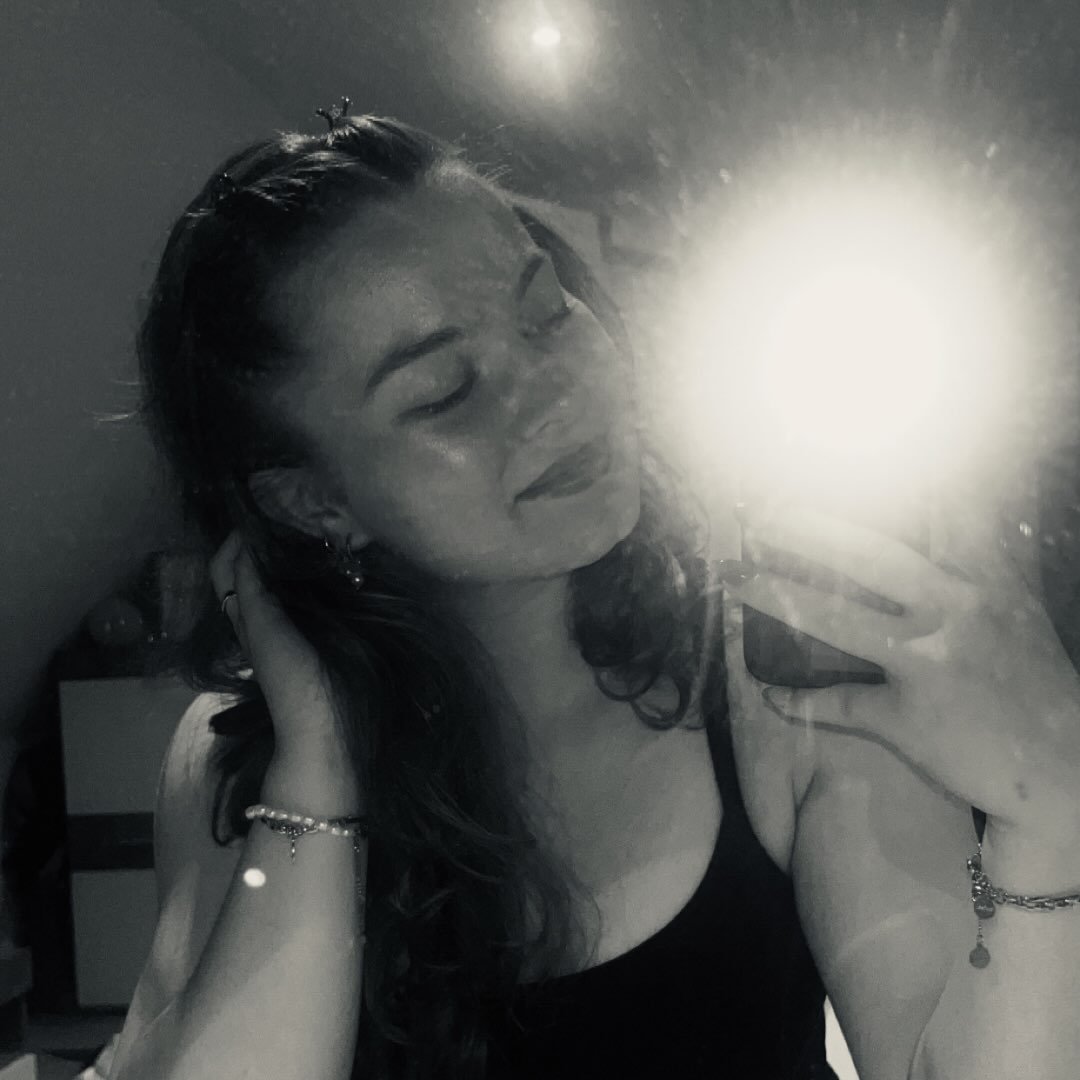 Instagram Profilbild von _y_la_leel7