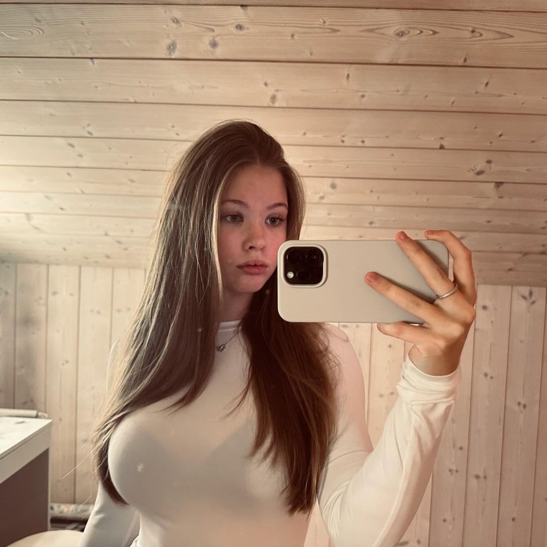 Instagram Profilbild von l_ena29