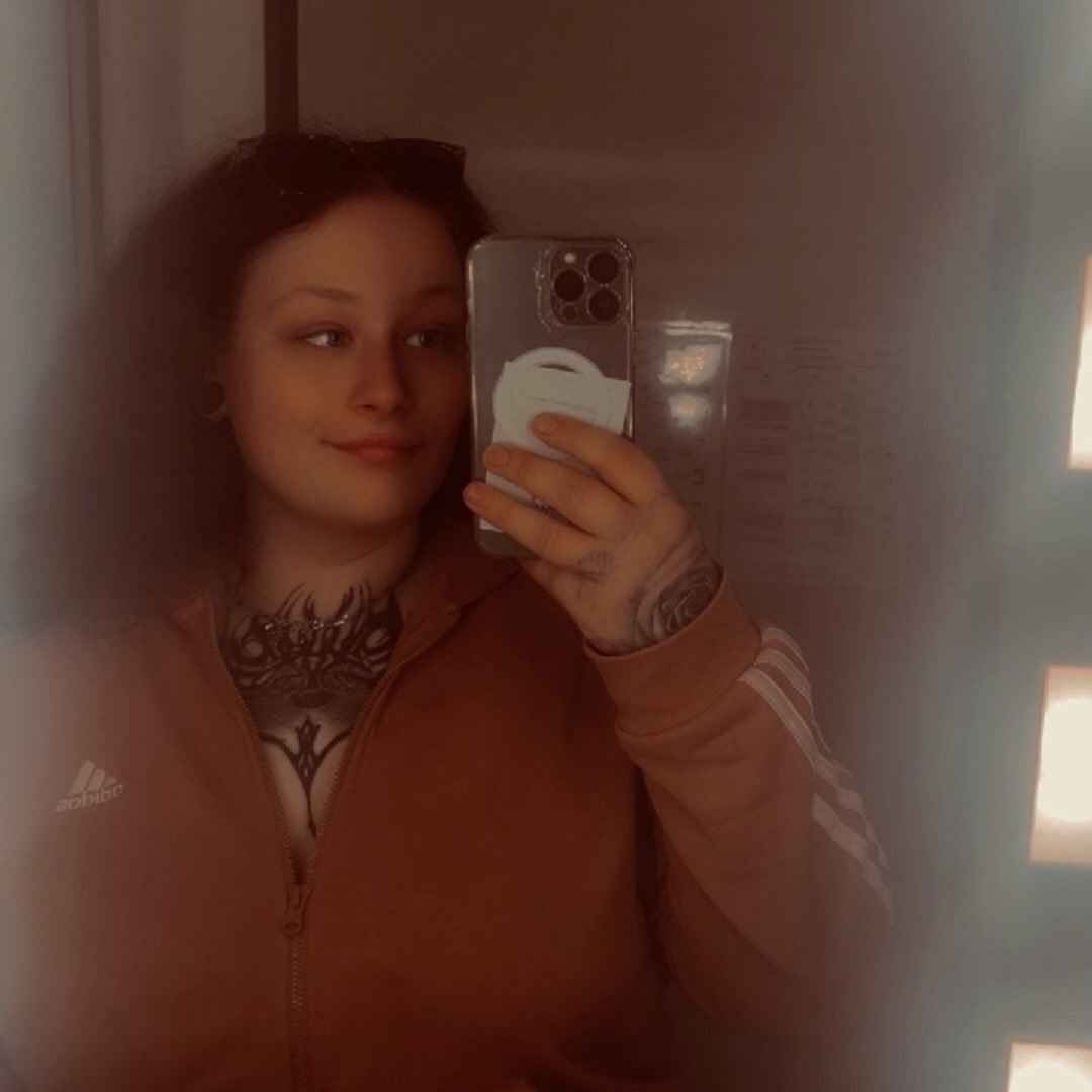 Instagram Profilbild von anna.adriennexx