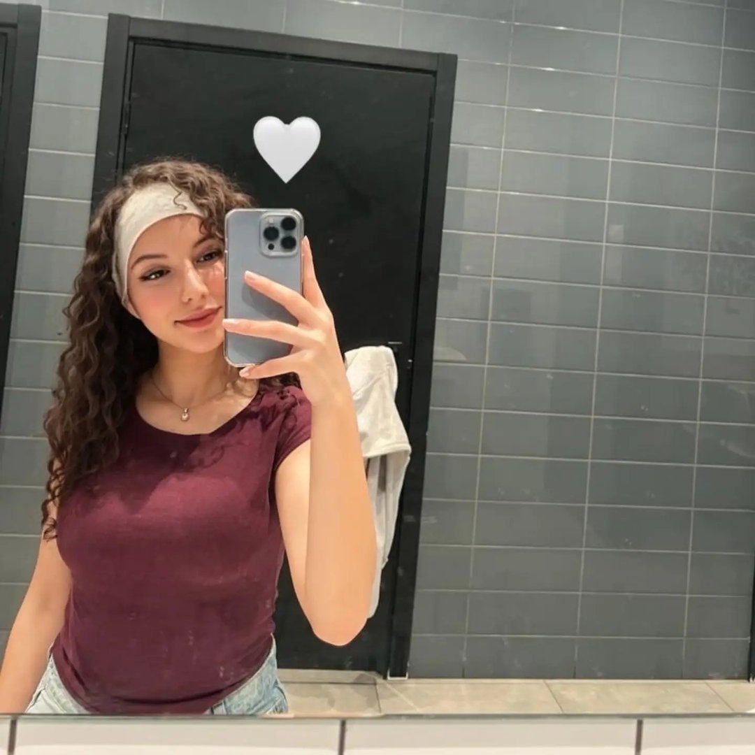 Instagram Profilbild von _wissal_elle_