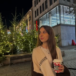 Instagram Profilbild von 08.nisaaa
