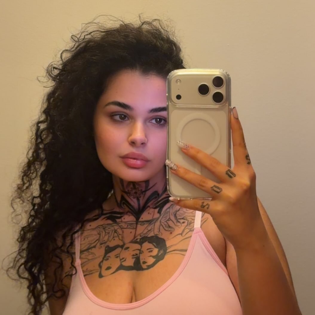 Instagram Profilbild von _juliamedvid