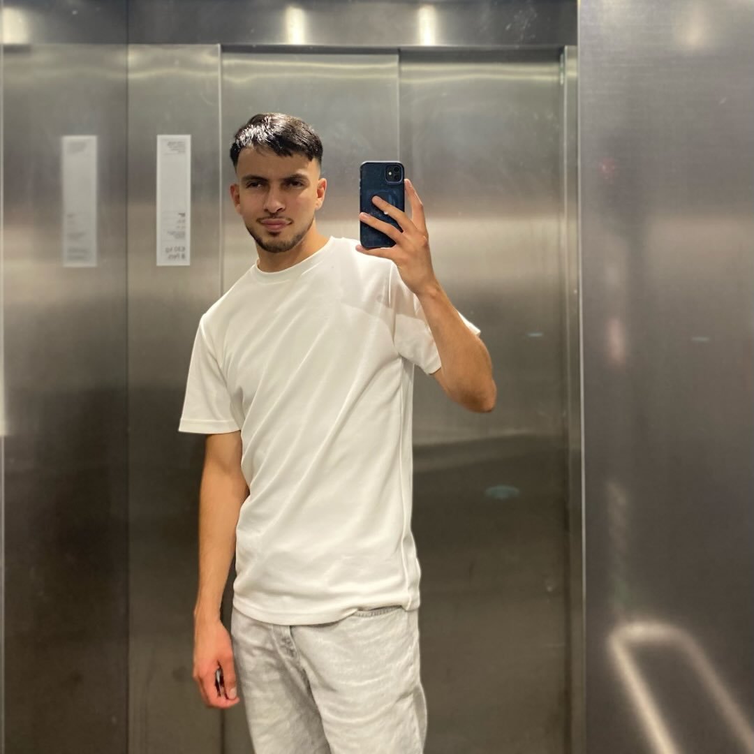 Instagram Profilbild von hassan._.1.0