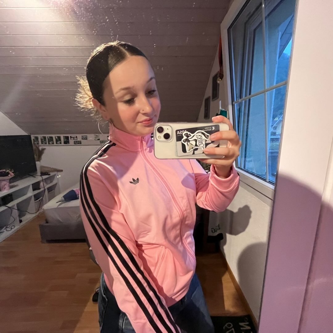Instagram Profilbild von lena_lauper