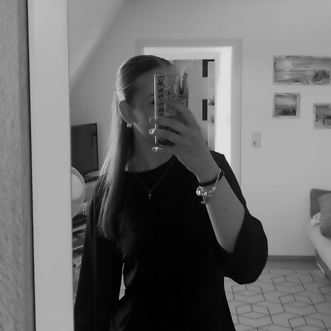 Instagram Profilbild von 44_carolin