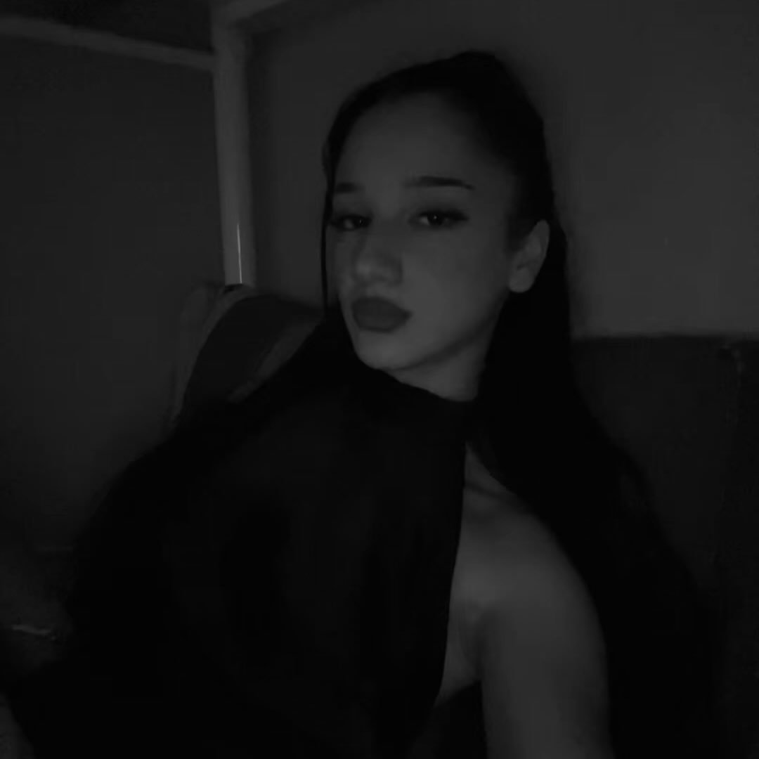 Instagram Profilbild von ariadnikolovou