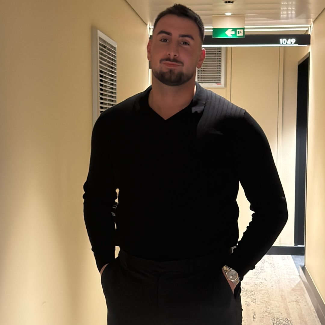 Instagram Profilbild von aadmj_