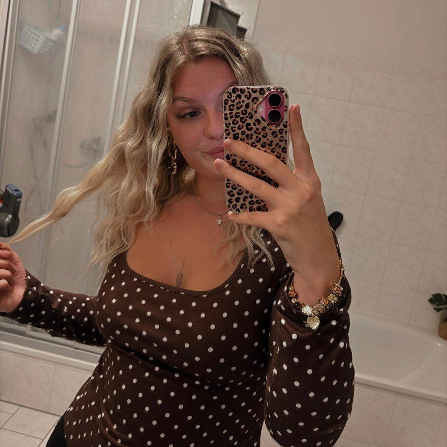 Instagram Profilbild von lara.cpy