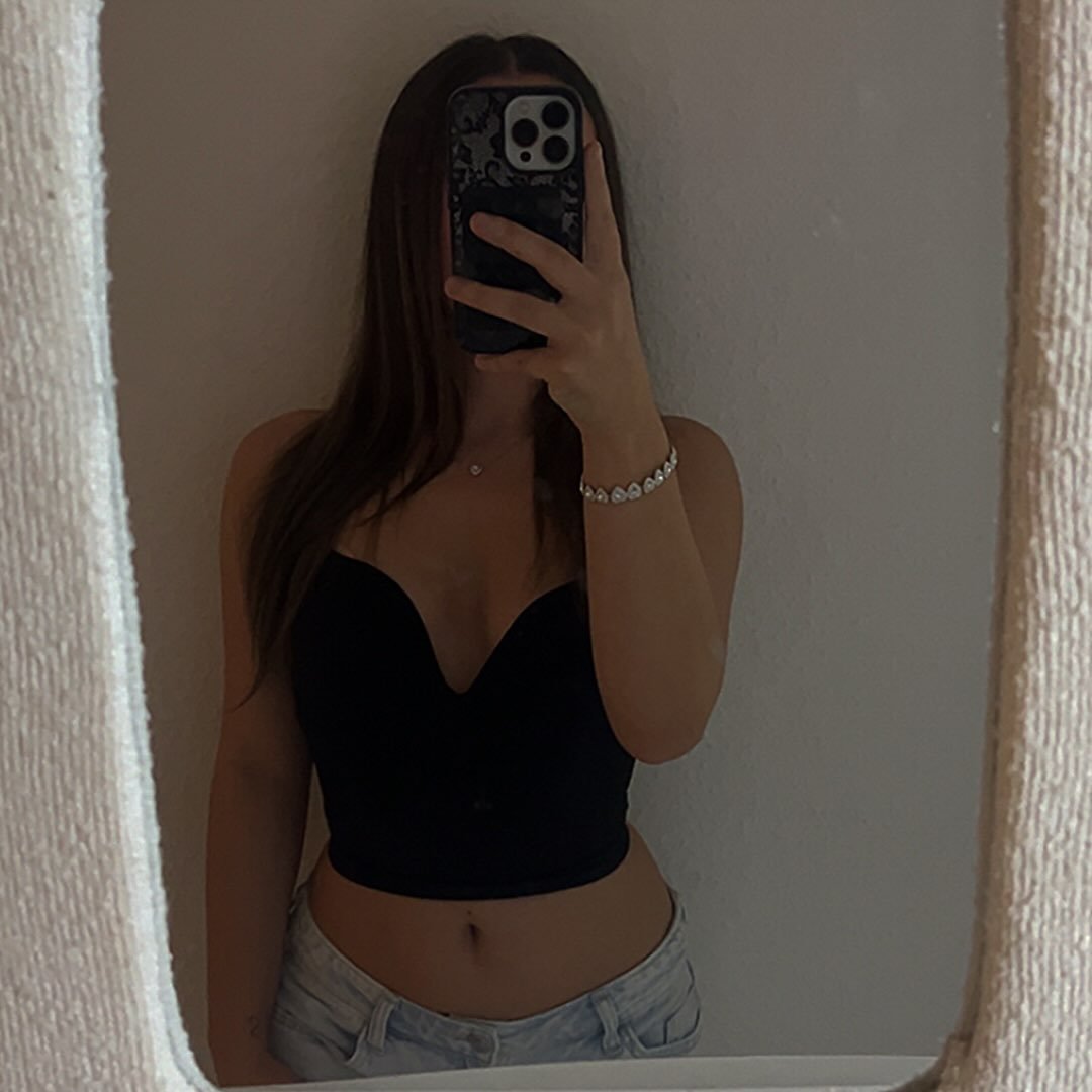 Instagram Profilbild von celine.ofm